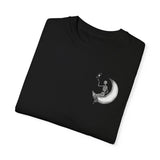 Talking to the moon black tee