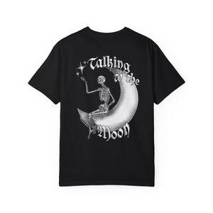 Talking to the moon black tee