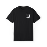 Talking to the moon black tee